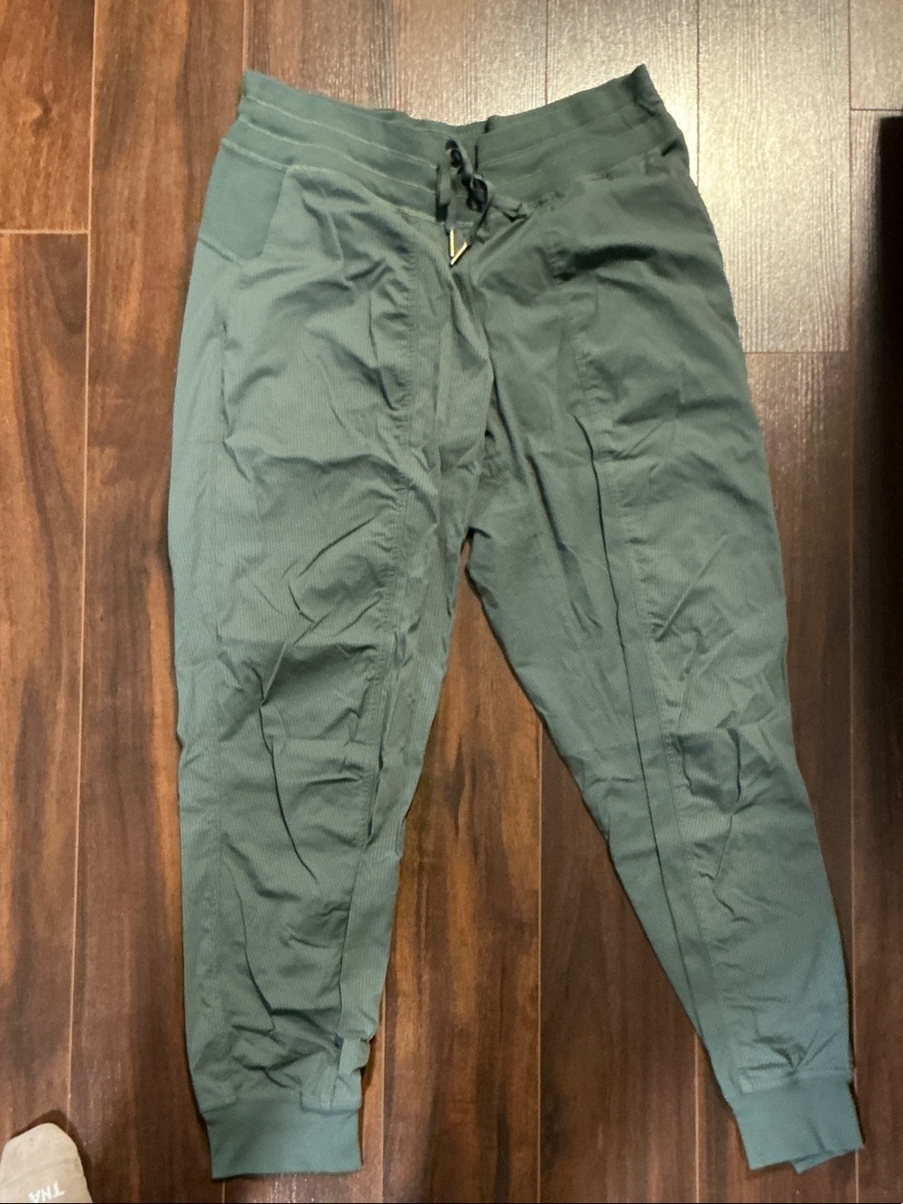 Lululemon Dance Pants - Jogger- Forest Green